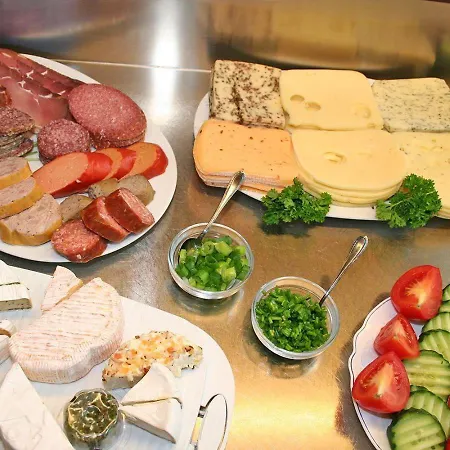 Konukevi Haus-kleist-zimmer-1 3*