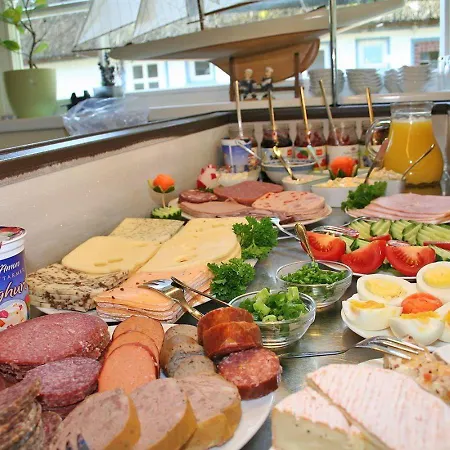 Haus-kleist-zimmer-1 3*